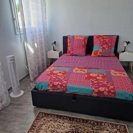 La Maison De Carole A Bordeaux-begles بيت للعطل بوجْلِ