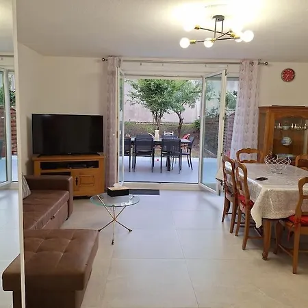 בית נופש La Maison De Carole A Bordeaux-begles *